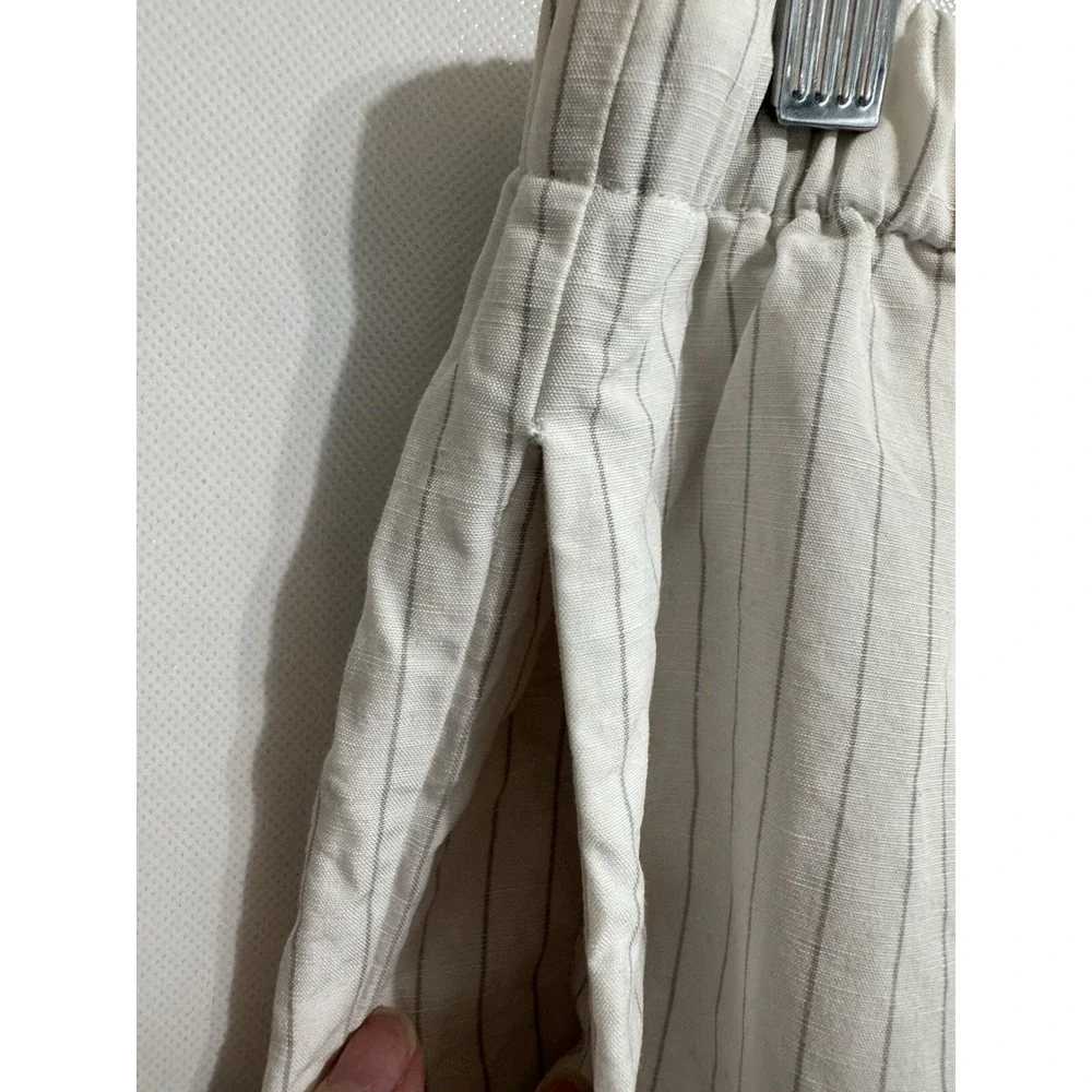 Babaton Large Linen Blend Pull On White Striped Pants Cropped Beach Coastal